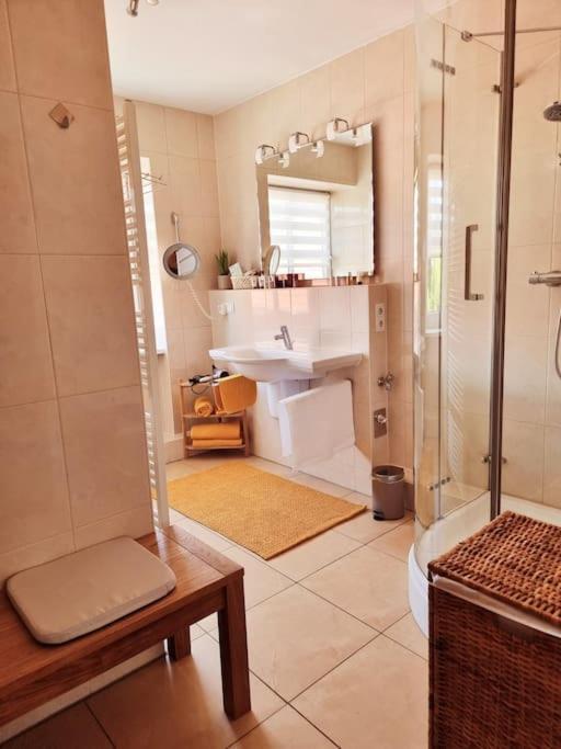 Appartement Traumhafte Auszeit à Bad Lauchstädt Extérieur photo